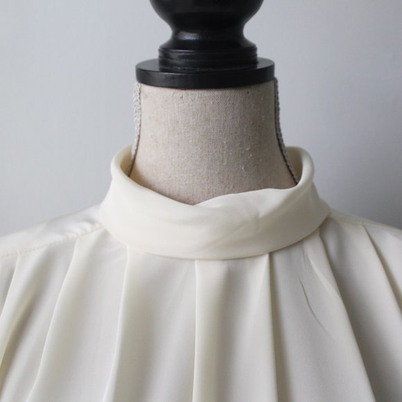 Vintage 80s Helene St. Marie High Neck Cream Blouse Long Sleeve Size 12 - Picture 5 of 12